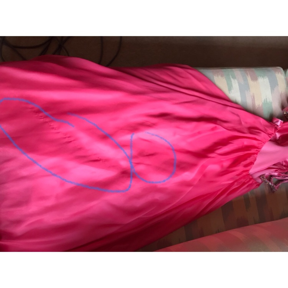 La Femme Pink Prom dress w rhinestones size 0 - Picture 17 of 17